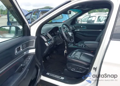 2016 Ford Explorer Sport z USA, uszkodzony, nr VIN 1FM5K8GT2GGA83796